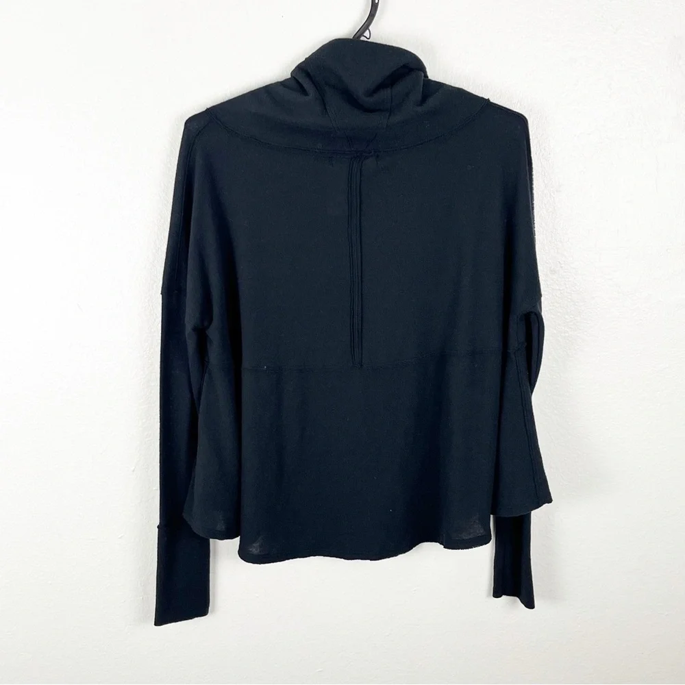 FREE PEOPLE WE THE FREE Cozy Time Black Raw Edge Seam Slouchy Pullover Top Small